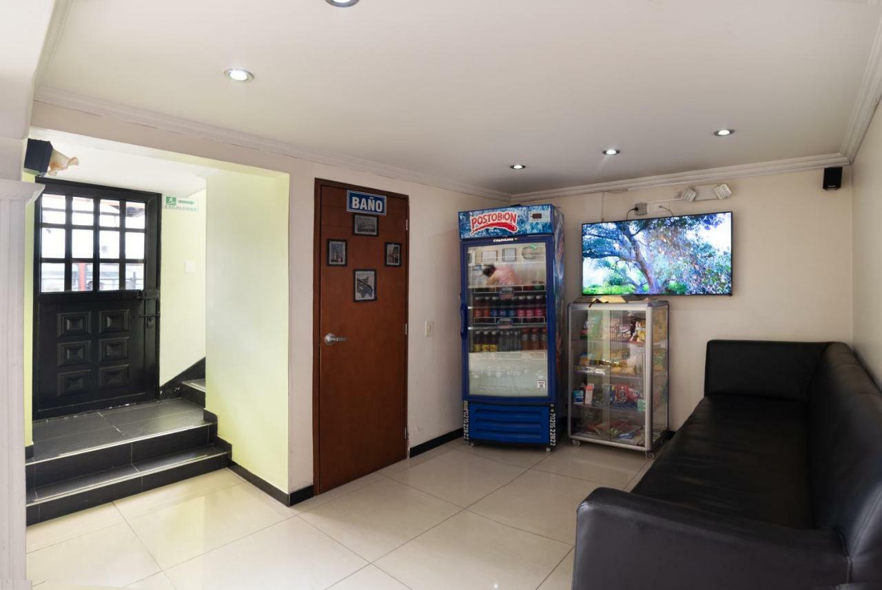 Hotel Ayenda 1042 Nuevo Normandía Bogotá