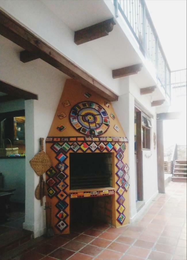 Los Pingo's Hostal *