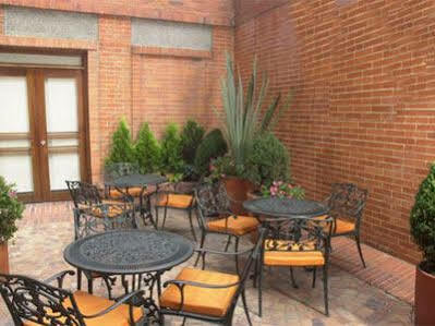 Nh Boheme Royal Hotel 4*
