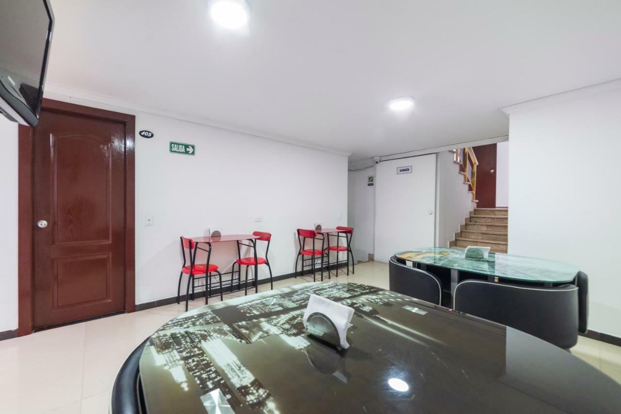Ayenda 1051 Park Hotel
