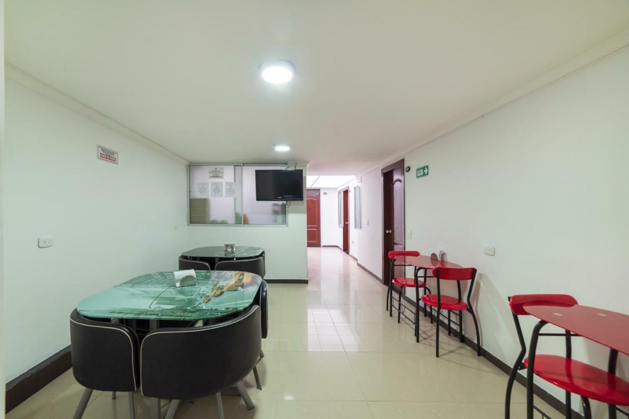 Hotel Ayenda 1051 Park 3*