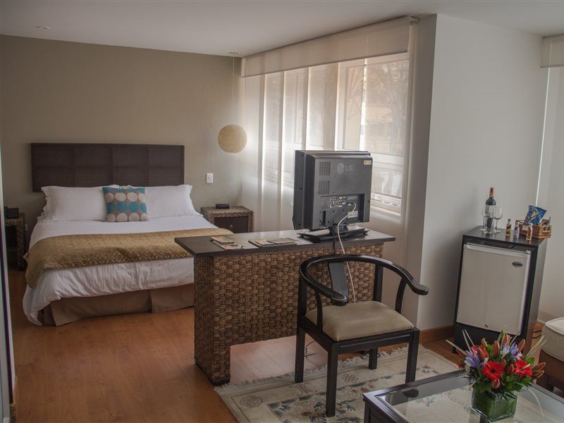 Hotel Retiro 84 By Mij