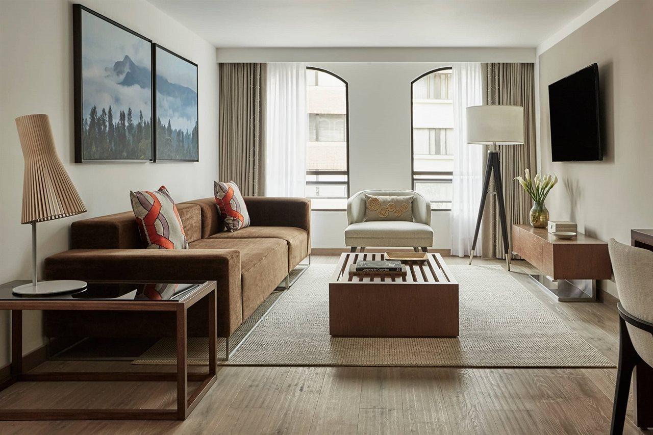 Four Seasons Hotel