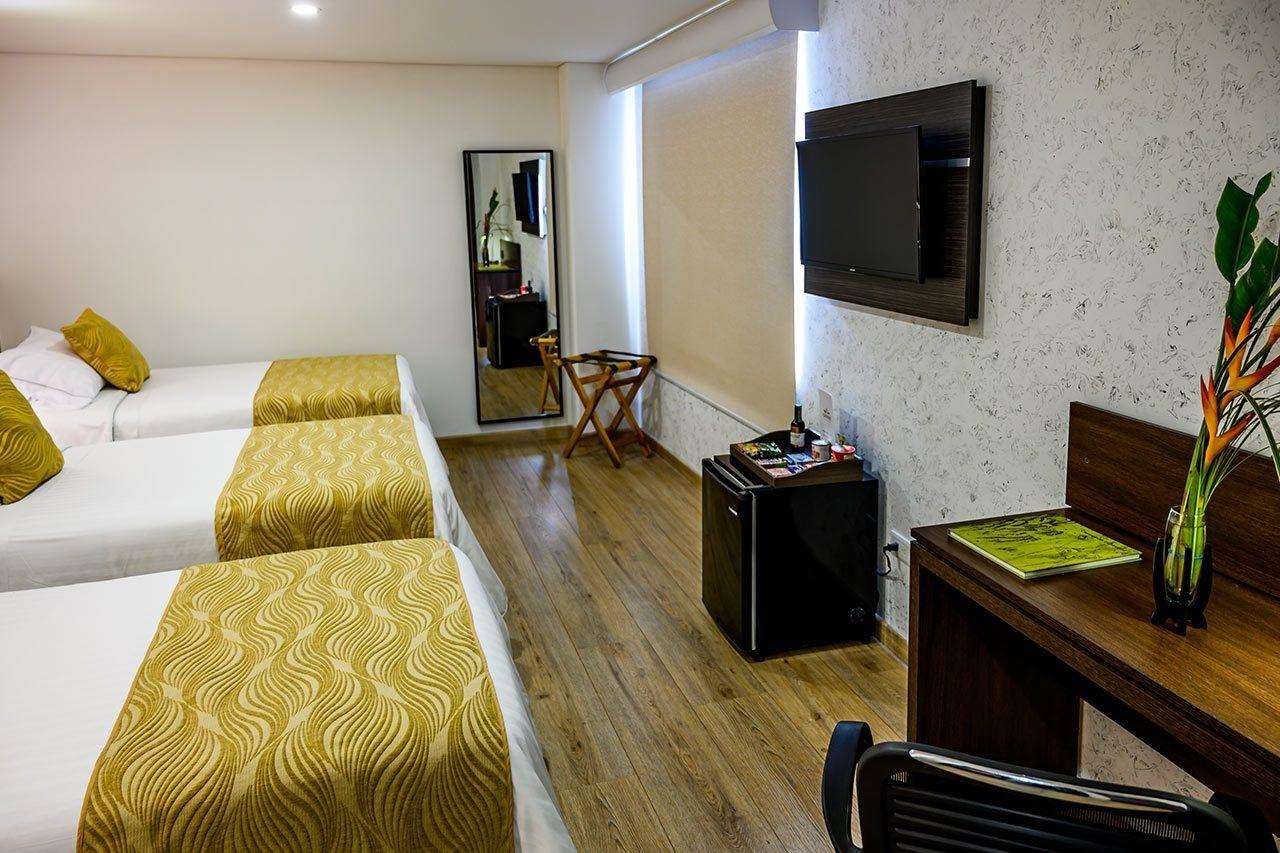 Grand Plaza Corferias Hotel 4*