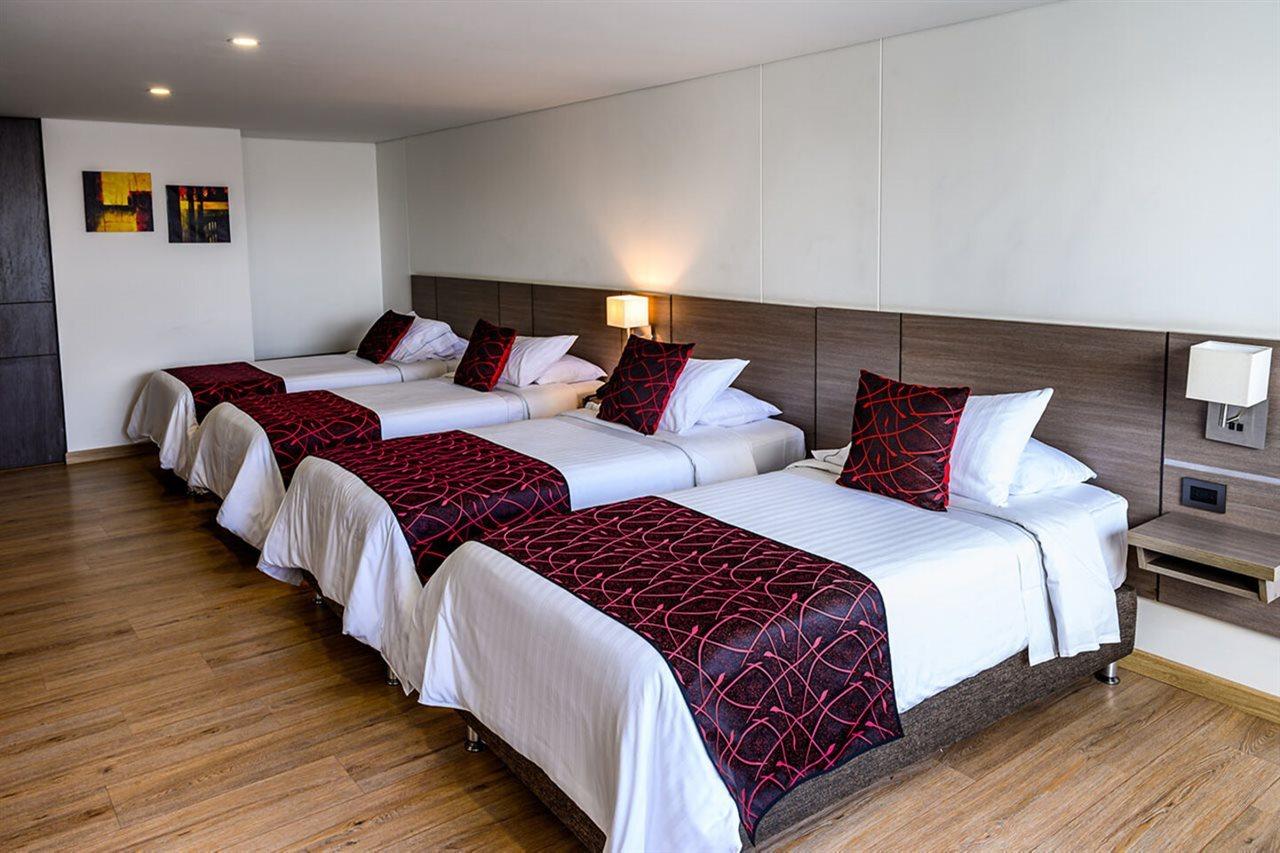 Grand Plaza Corferias 4*