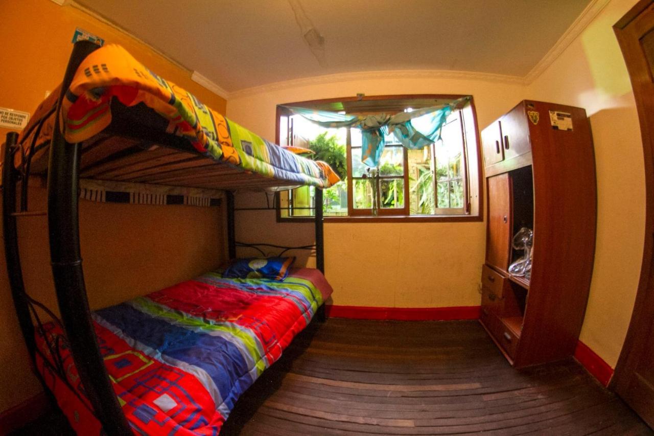 Pensión Casa Locombia *