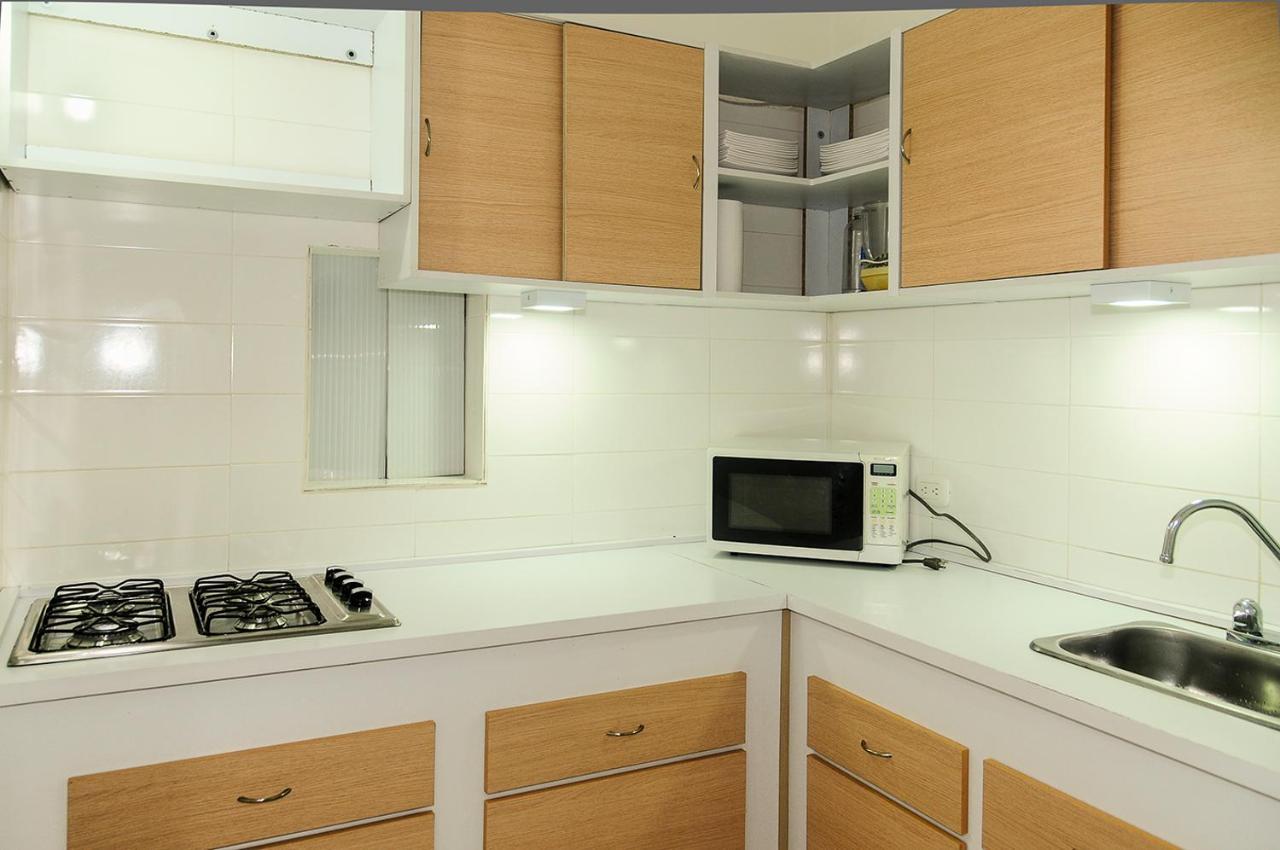 Hostal Agora Palermo *