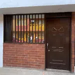 Apartaestudio pequeño privado cerca al aeropuerto