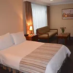 Hotel Chico Imperial Aparta Suites