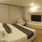 Apartasuite Edificio Monir