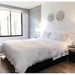 Acogedor Y Amplio Apartamento Perfecta Ubicacion!