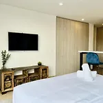 Modern 1BR in San Patricio