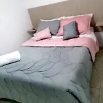 Casa Hospedaje - H