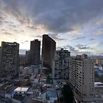 Apartamento Moderno En El Centro Con Vista A La Ciudad