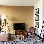 8010 Urban Living- Luxury Home Experience