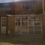 Casa Hospedaje - H
