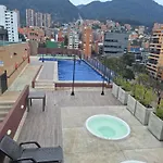 Estudio En Edificio Con Piscina Climatizada