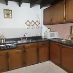 Apartamento Amplio Y Muy Bien Ubicado