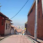 Laurel Candelaria Suites
