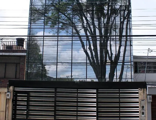 Apartasuites Aaa Modelia Bogota