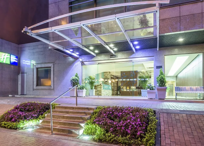 Holiday Inn Express Bogotá - Parque La 93, an IHG Hotel