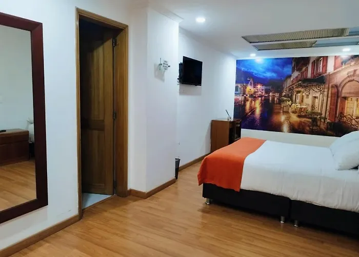 Hotel Breton Hill Parque 93