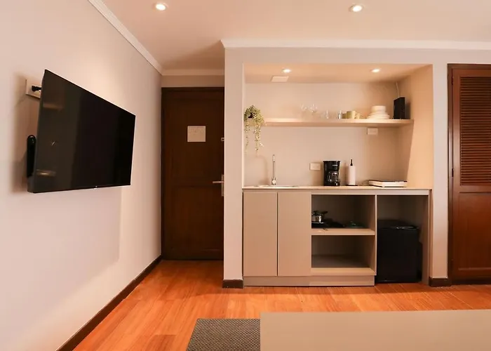 Modern Comfort In The Heart Of Zona G 202