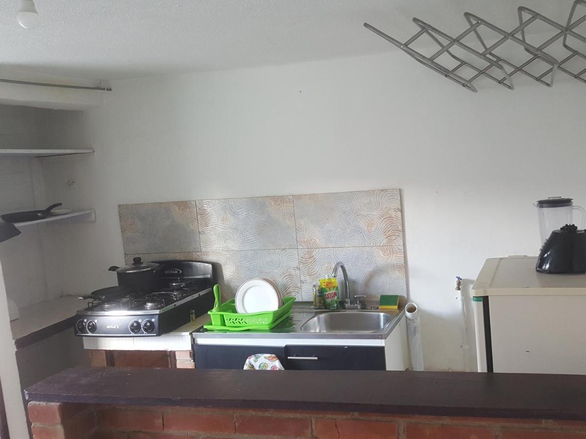Apartamento Cerca A Embajada Americana Corferias Centro Club Militar 201 *