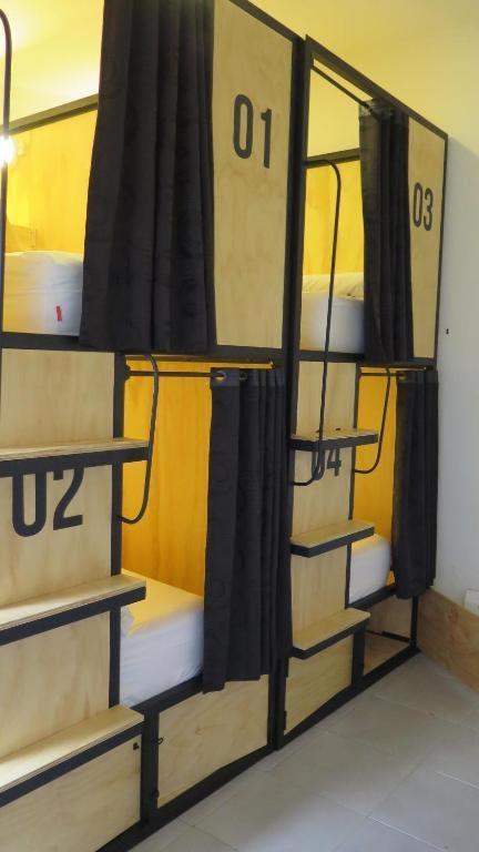 República Cabin Beds Pensión *