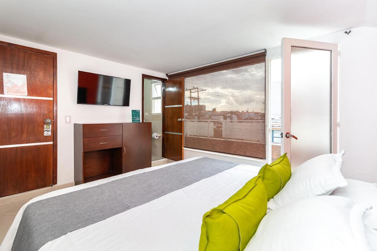 Hotel Ayenda Imperial 1096