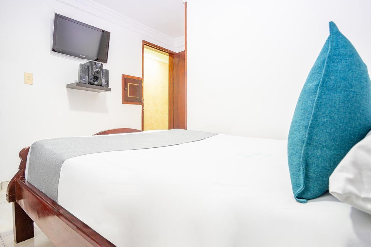 Hotel Ayenda Casa Blanca *