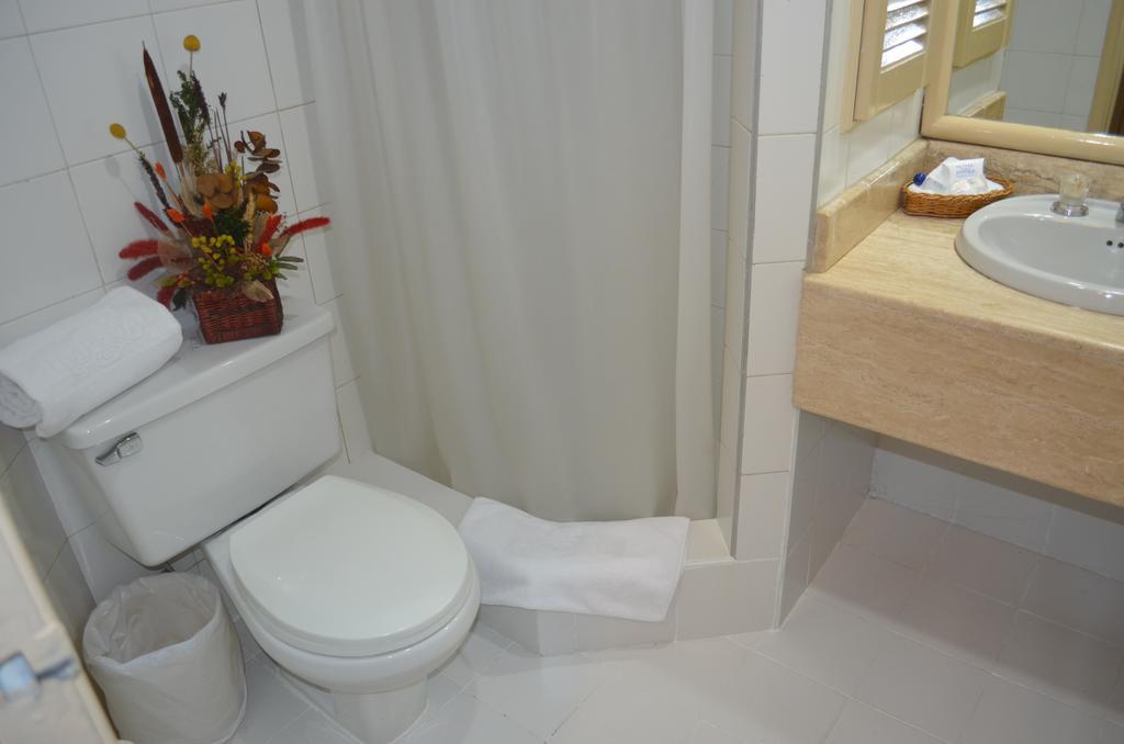 Chico Imperial Aparta 4*