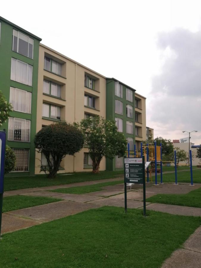 Habitación en apartamento familiar al norte de Bogotá *