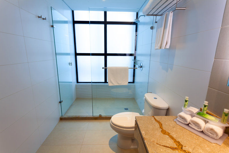 Hotel Holiday Inn Express&Suites Bogota Zona Financiera, an IHG Hotel
