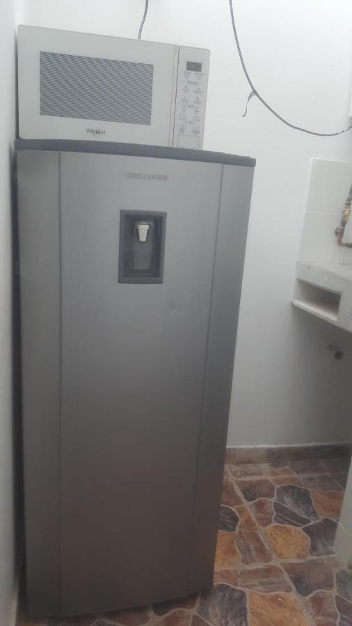 Apartamento Cerca A Embajada Americana Corferias Centro Club Militar 201 *