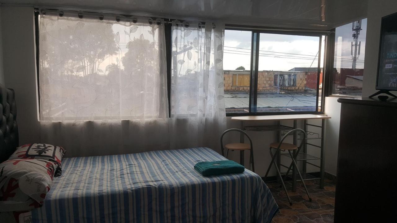 Apartamento Cerca A Embajada Americana Corferias Centro Club Militar 201