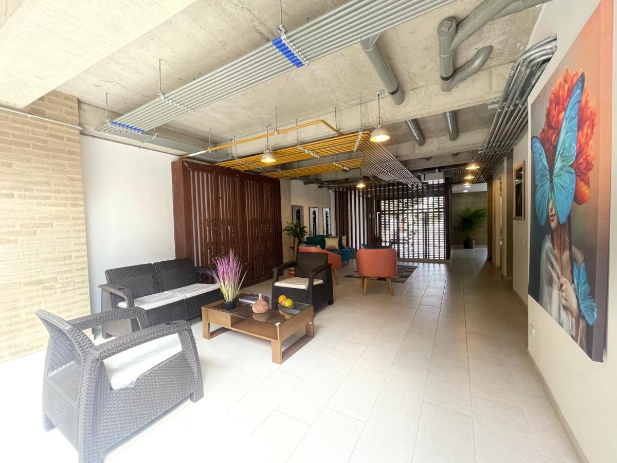 Multi Lofts 4 - St. Louis Movistar Arena Bogotá