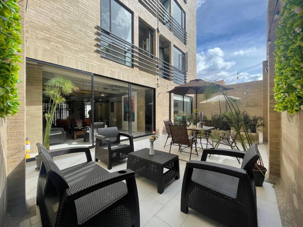 Multi Lofts 4 - St. Louis Movistar Arena *