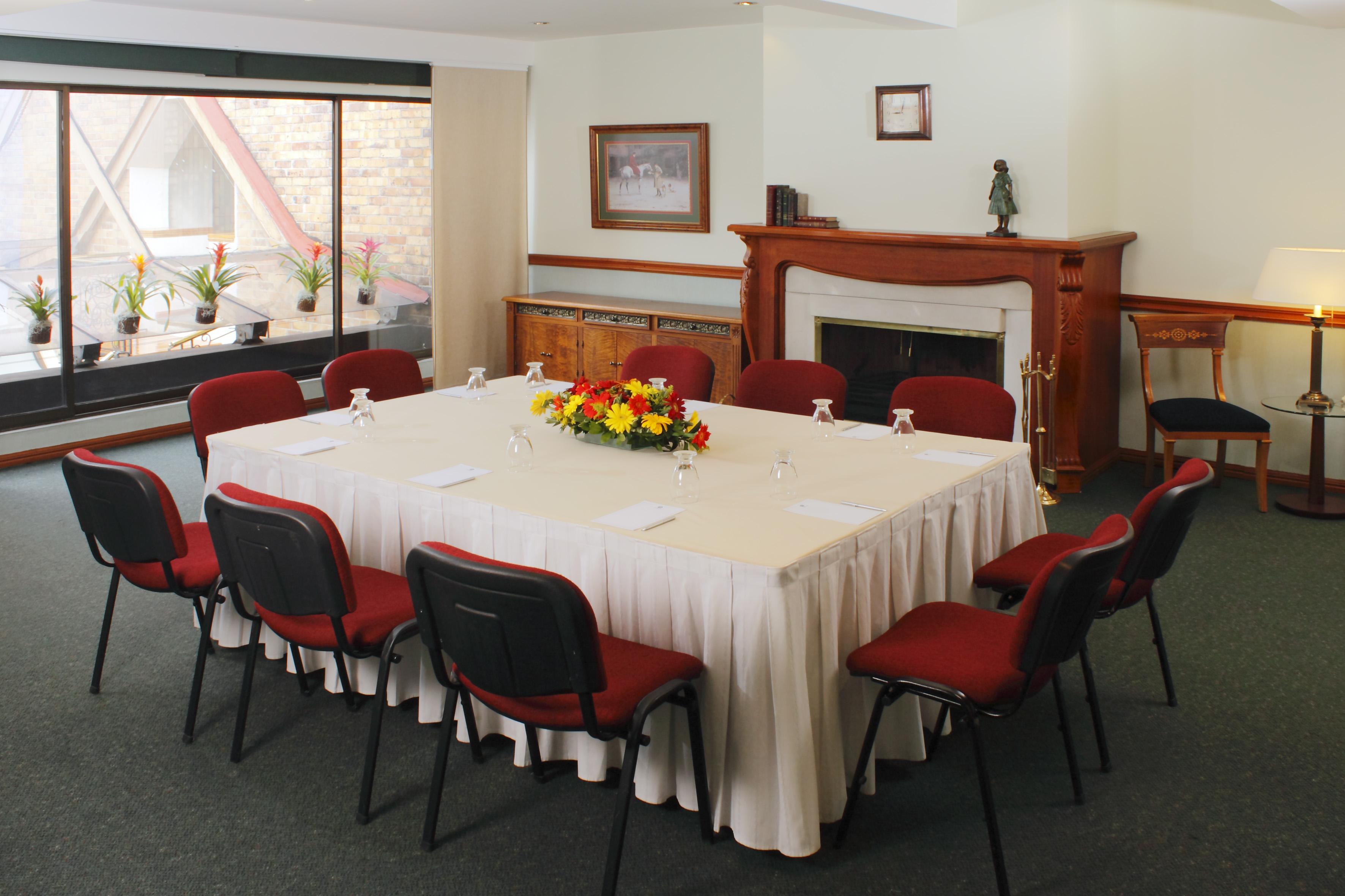 Estelar Windsor House – 4*