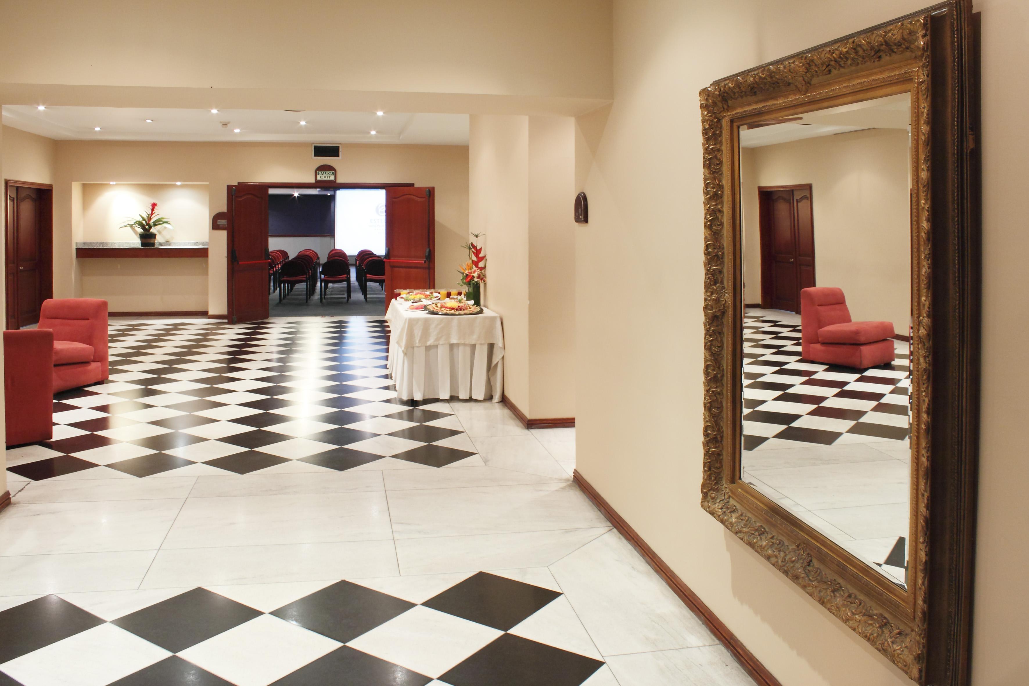 Estelar Windsor House – 4*