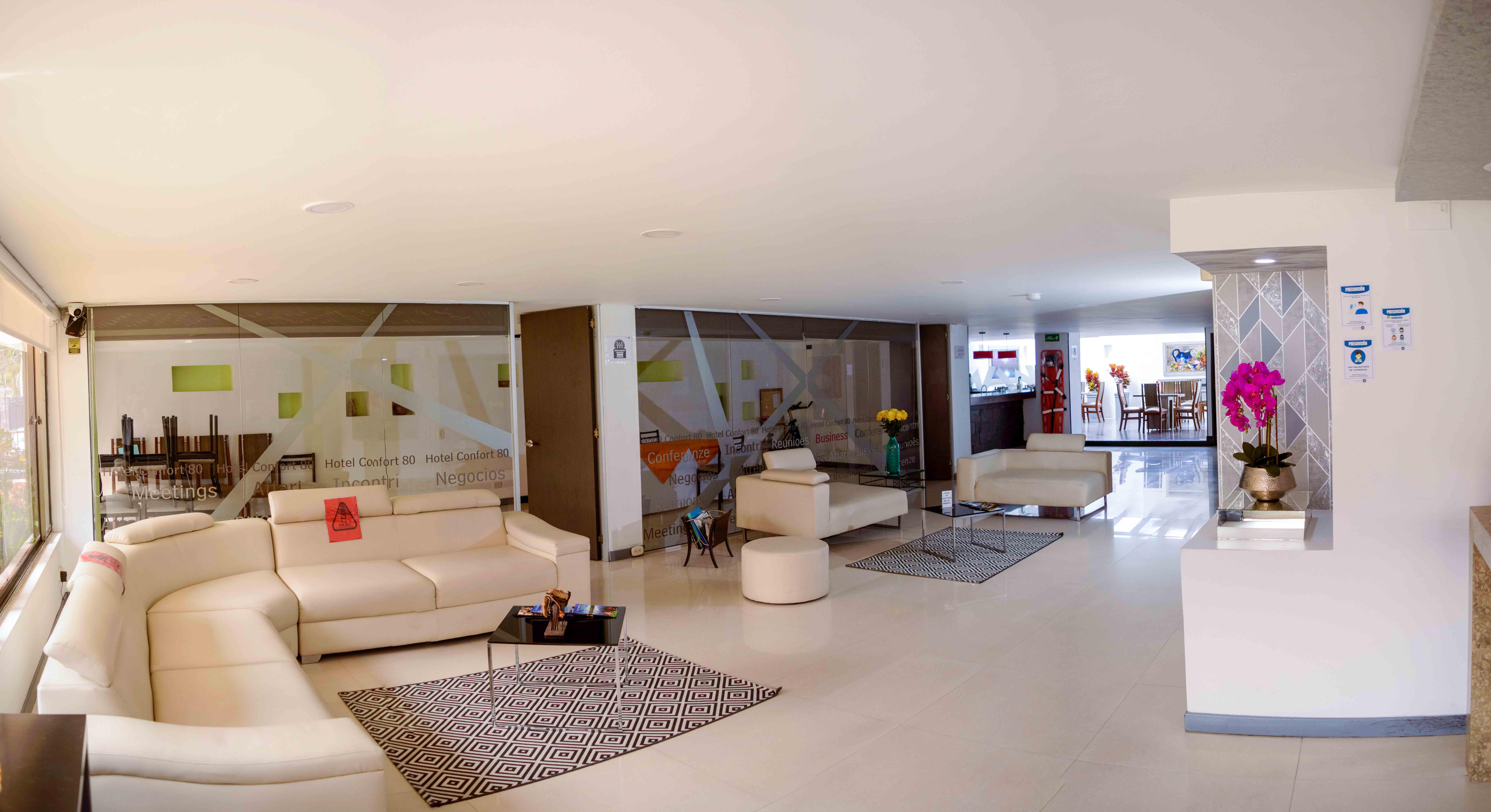 Confort 80 Zona Rosa
