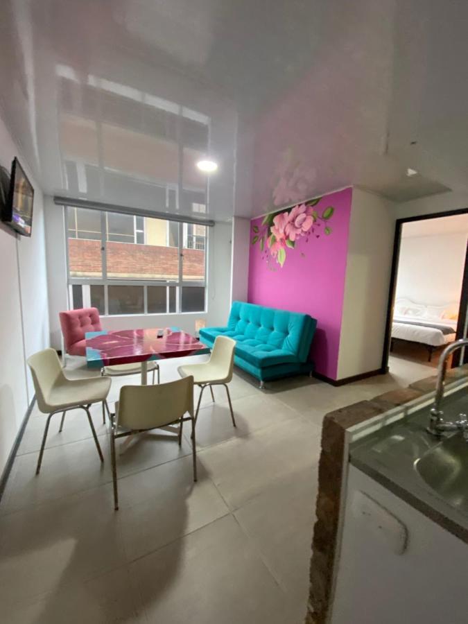 Apartamento A7 Apartasuites Homes Bogotá
