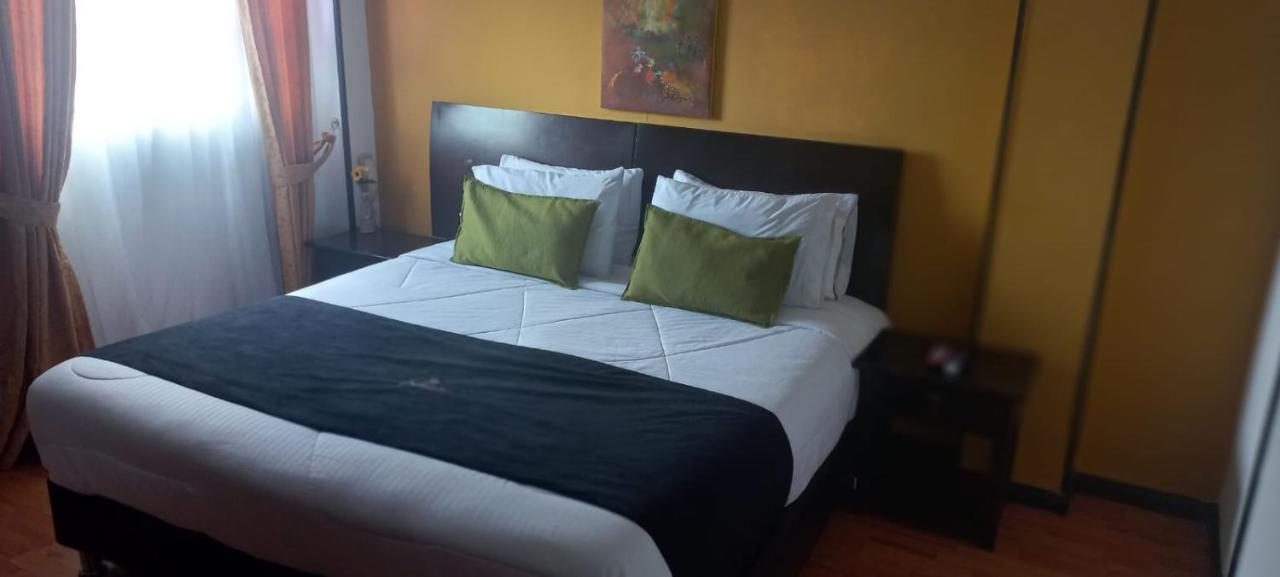 Ferrovial Corferias Hotel 3*