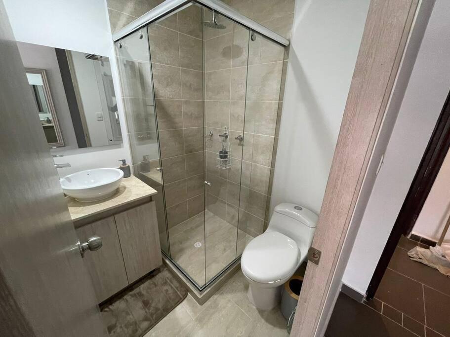 Apartamento Independiente Ubicado En Santa Barbara 203