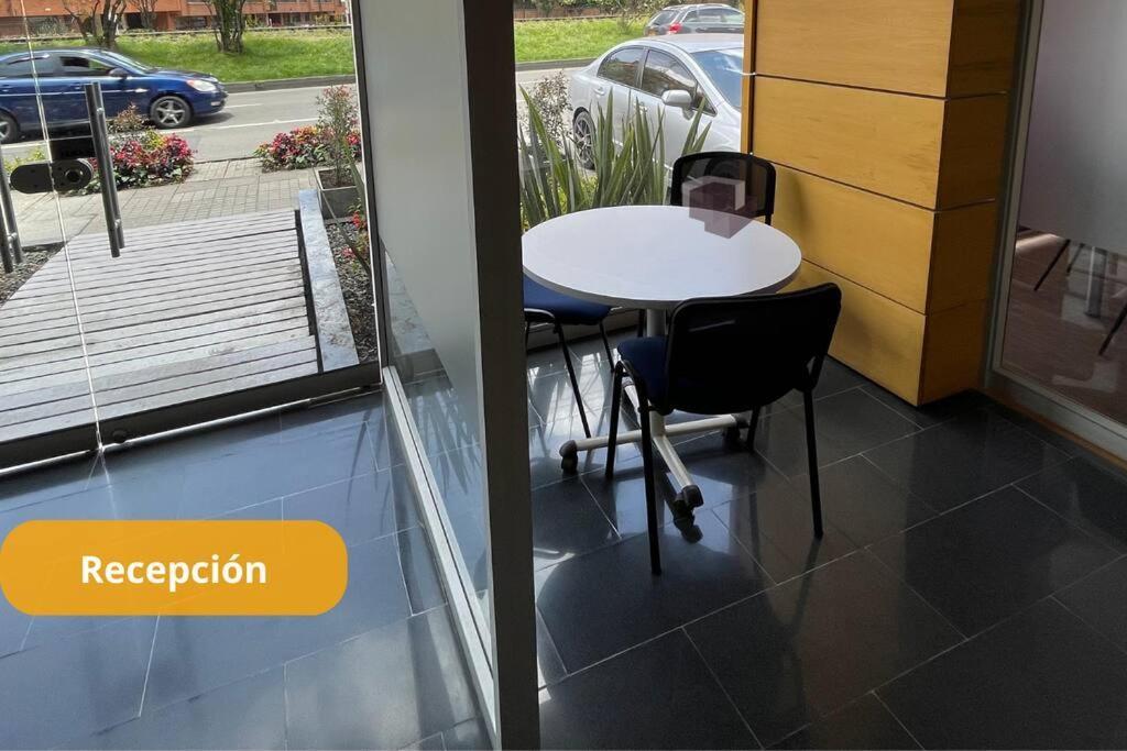 Apartamento Independiente Santa Bárbara Alta 404 Apartamento *