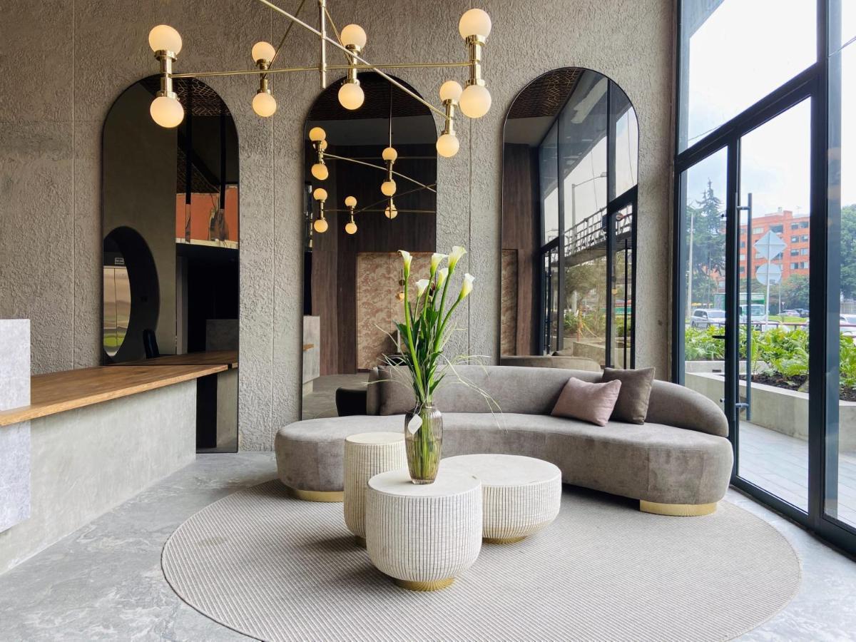 Monochrome Loft In San Patricio