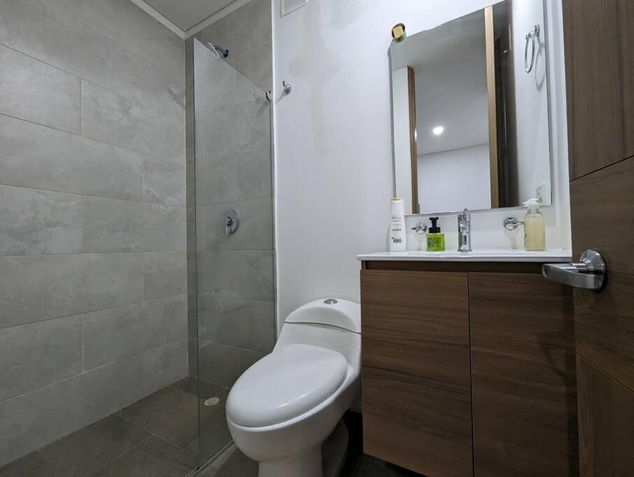 Hermoso Loft En Unicentro, Batan, Clinica Reina Sofia! Apartamento *