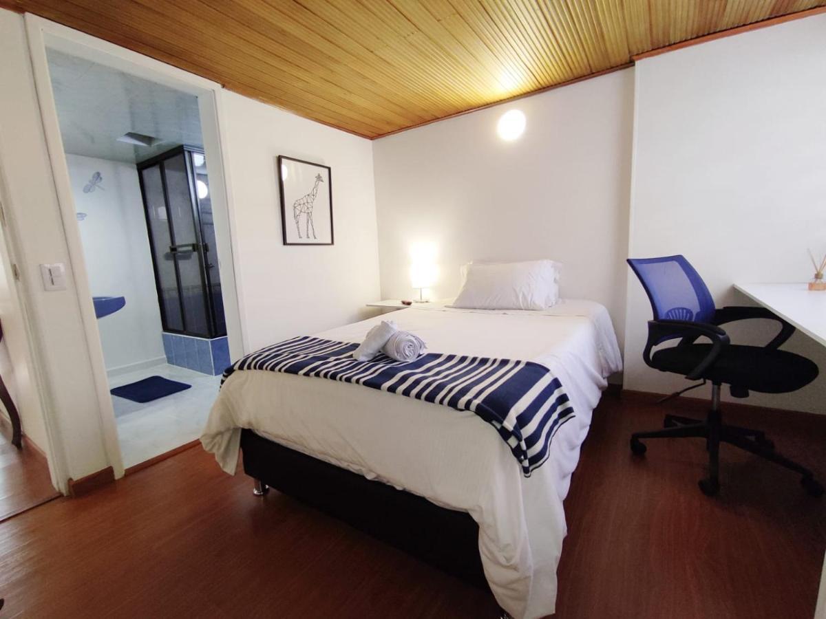 Habitación en casa particular 4 Independiente Con Bano Privado Unicentro Bogotá