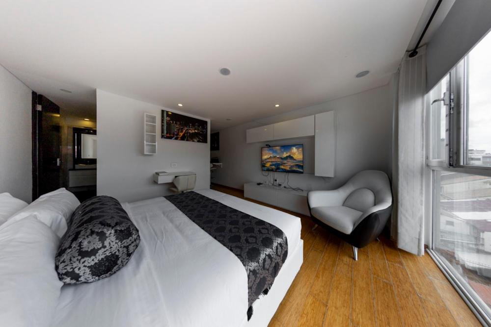 Apartasuite Edificio Monir *