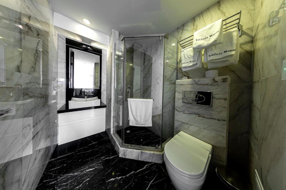 Apartasuite Edificio Monir * Bogotá